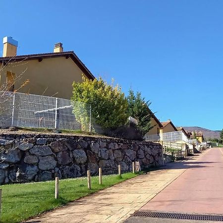 Duplex Rodeado De Naturaleza, Bodegas E Historia Sojuela المظهر الخارجي الصورة